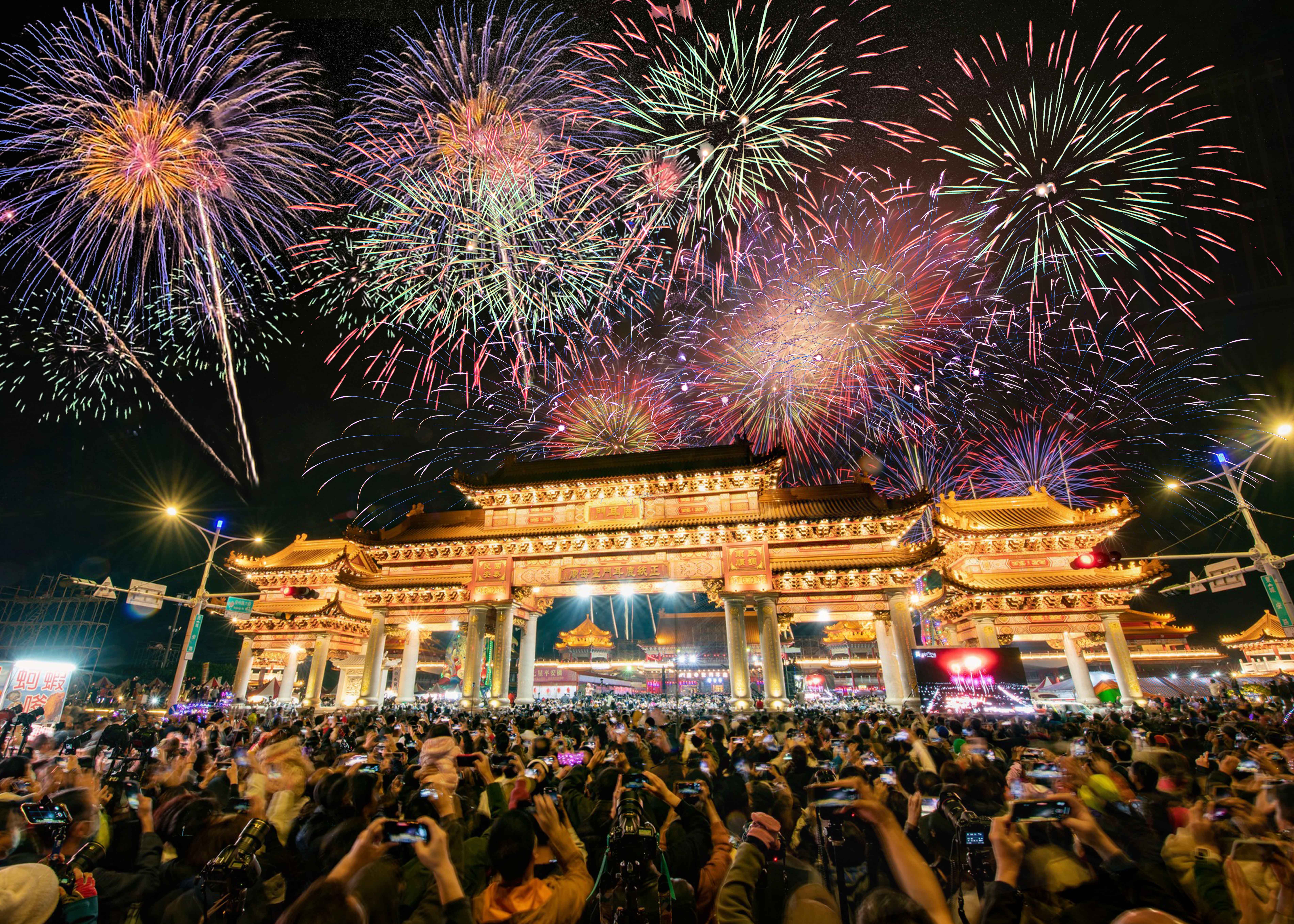 銀牌 美麗的煙火-作者-吳錫坤